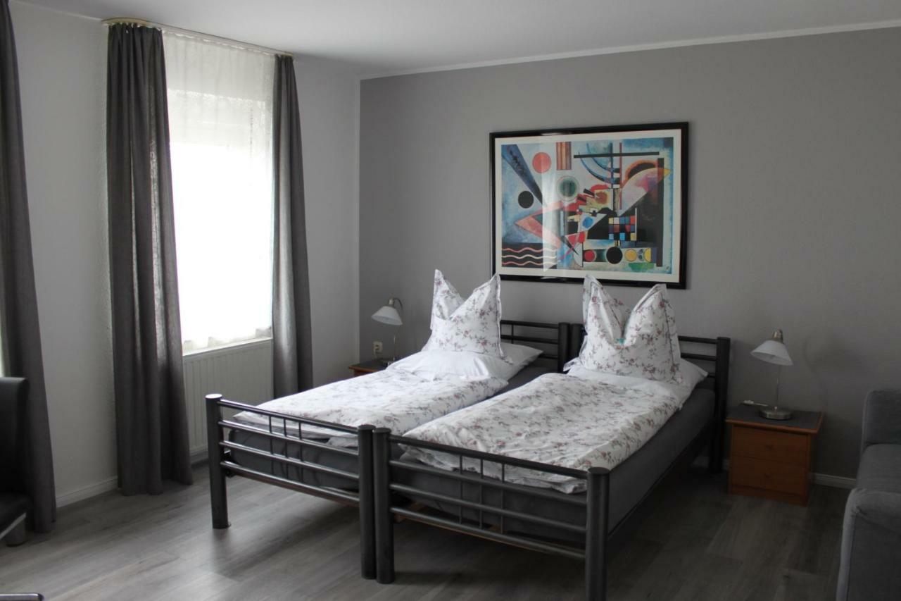 Hotel Landhaus 에슈바일러 외부 사진